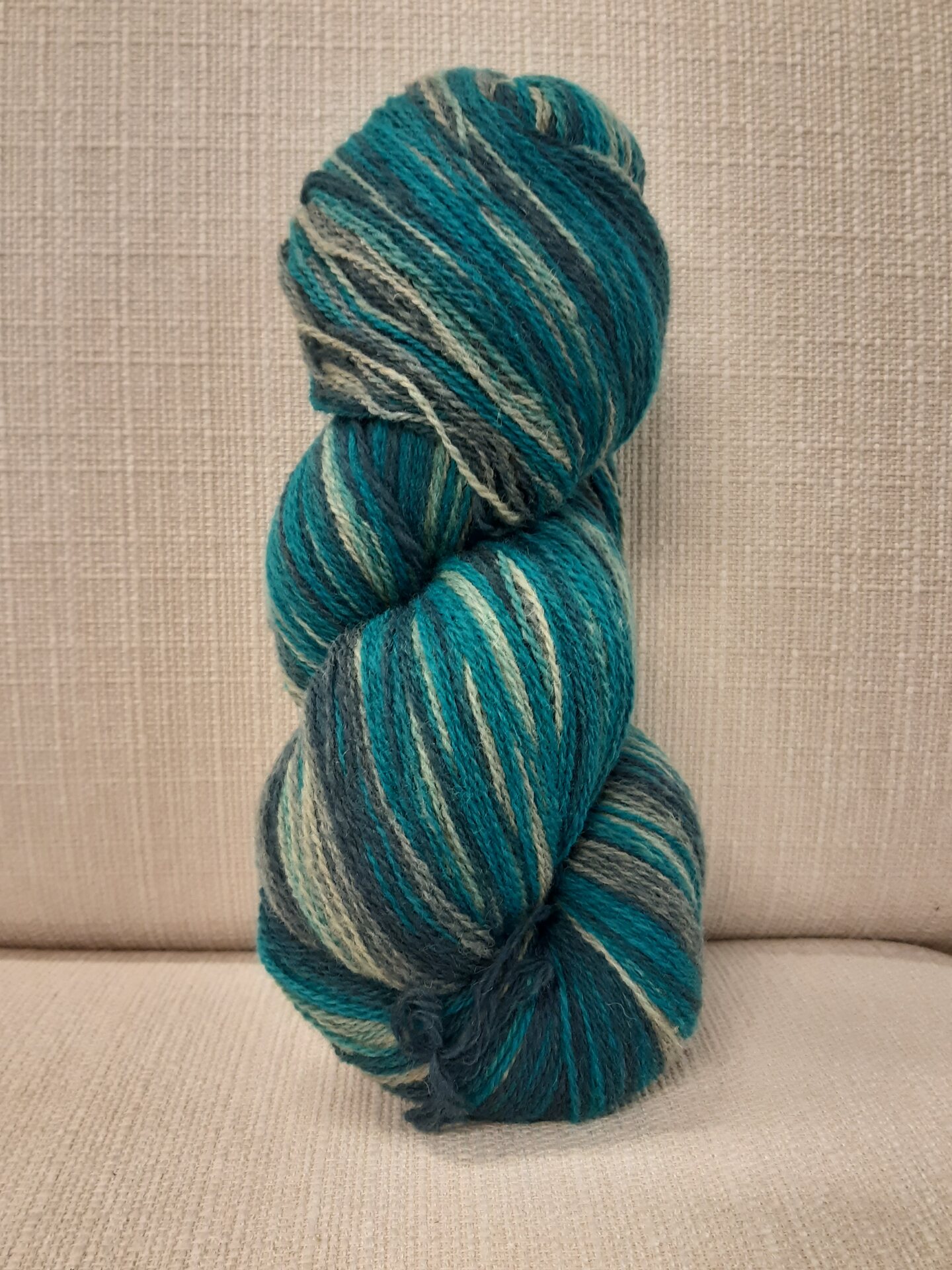 Aade Lõng Vironvilla 8/2 vyyhti monivärinen Aqua-Grey n. 240g