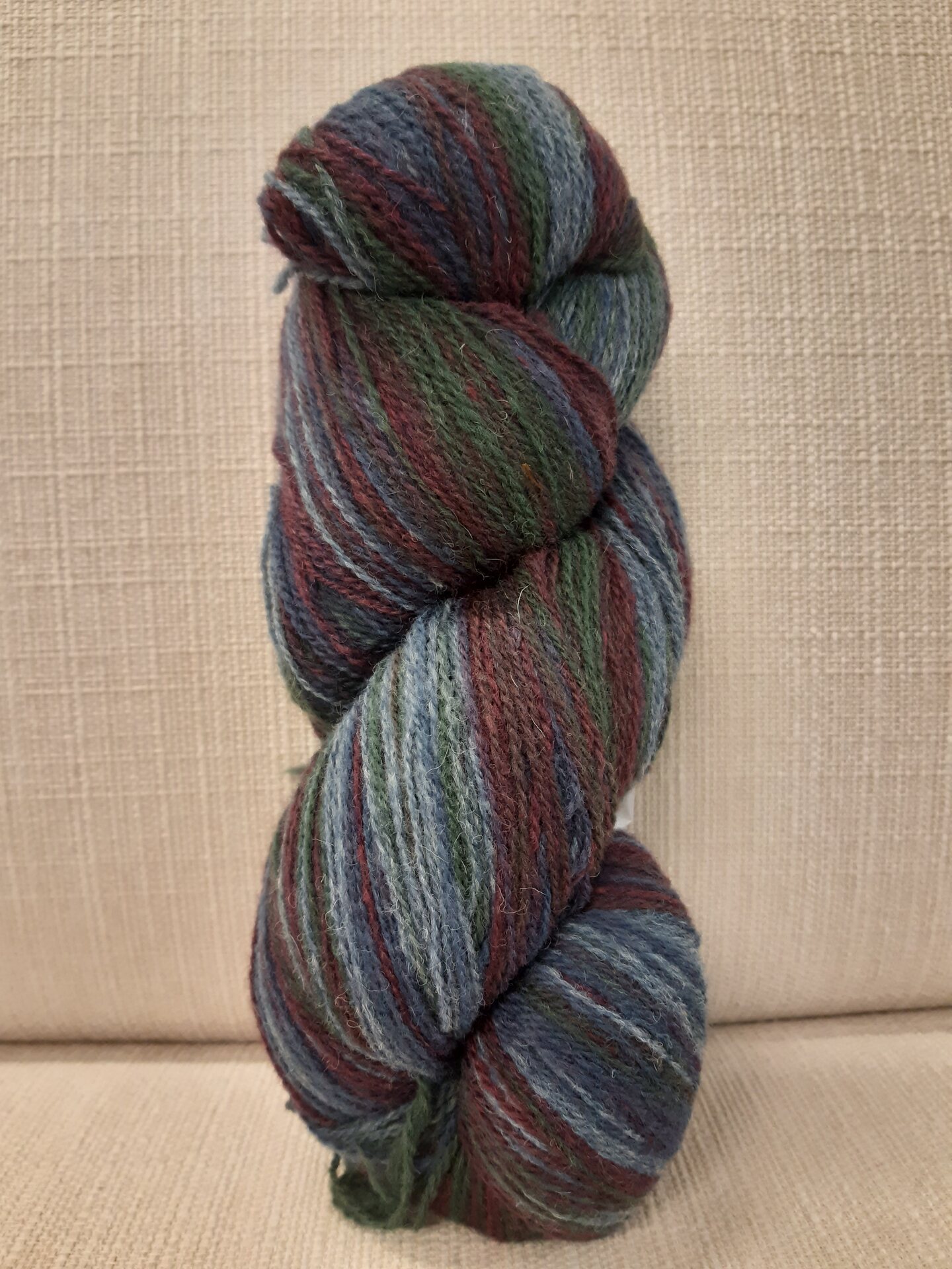 Aade Lõng Vironvilla 8/2 vyyhti monivärinen Kosmos n. 250g