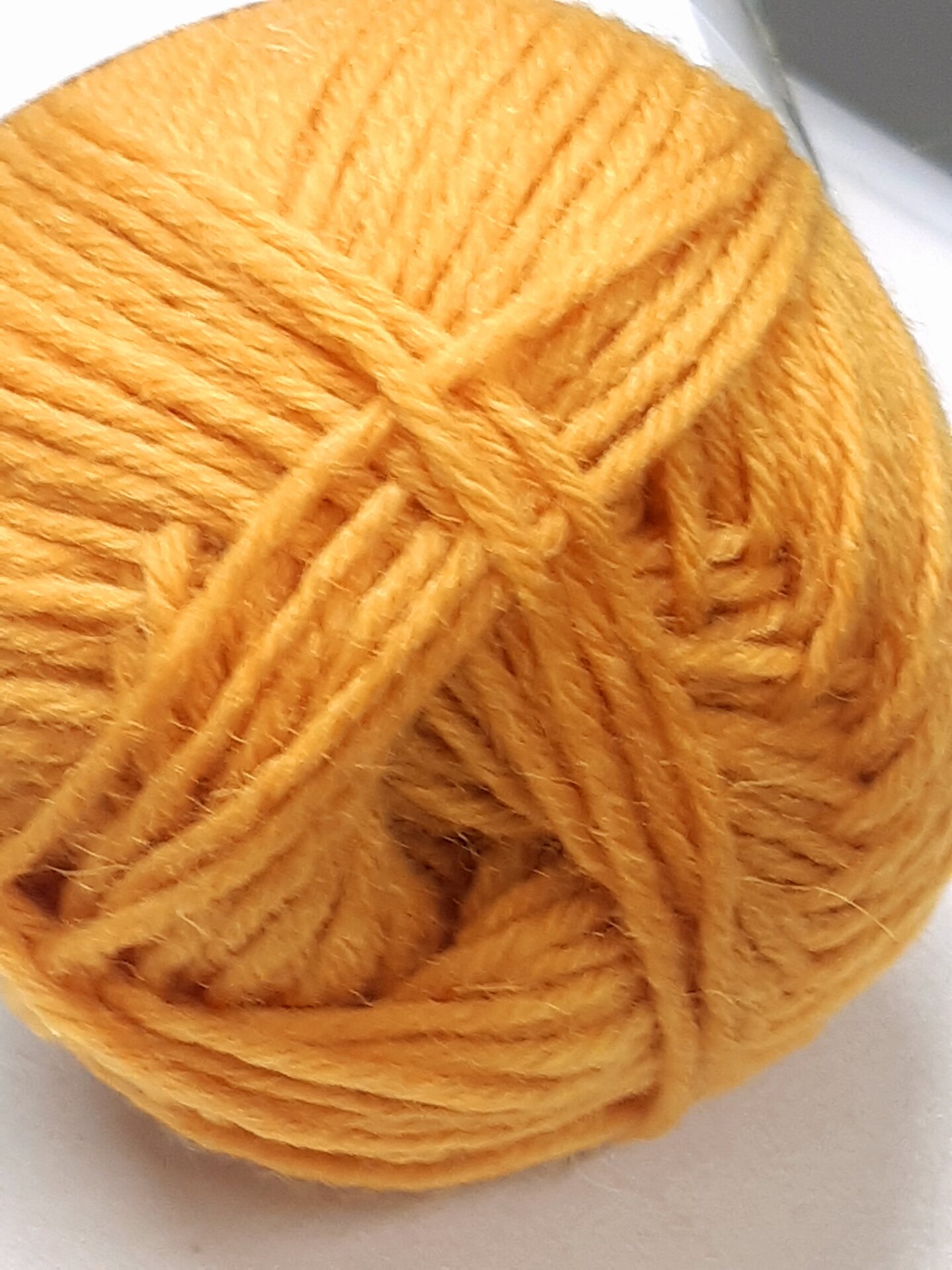 Marcus Company 6-ply sukkalanka 15-1050 Golden Glow