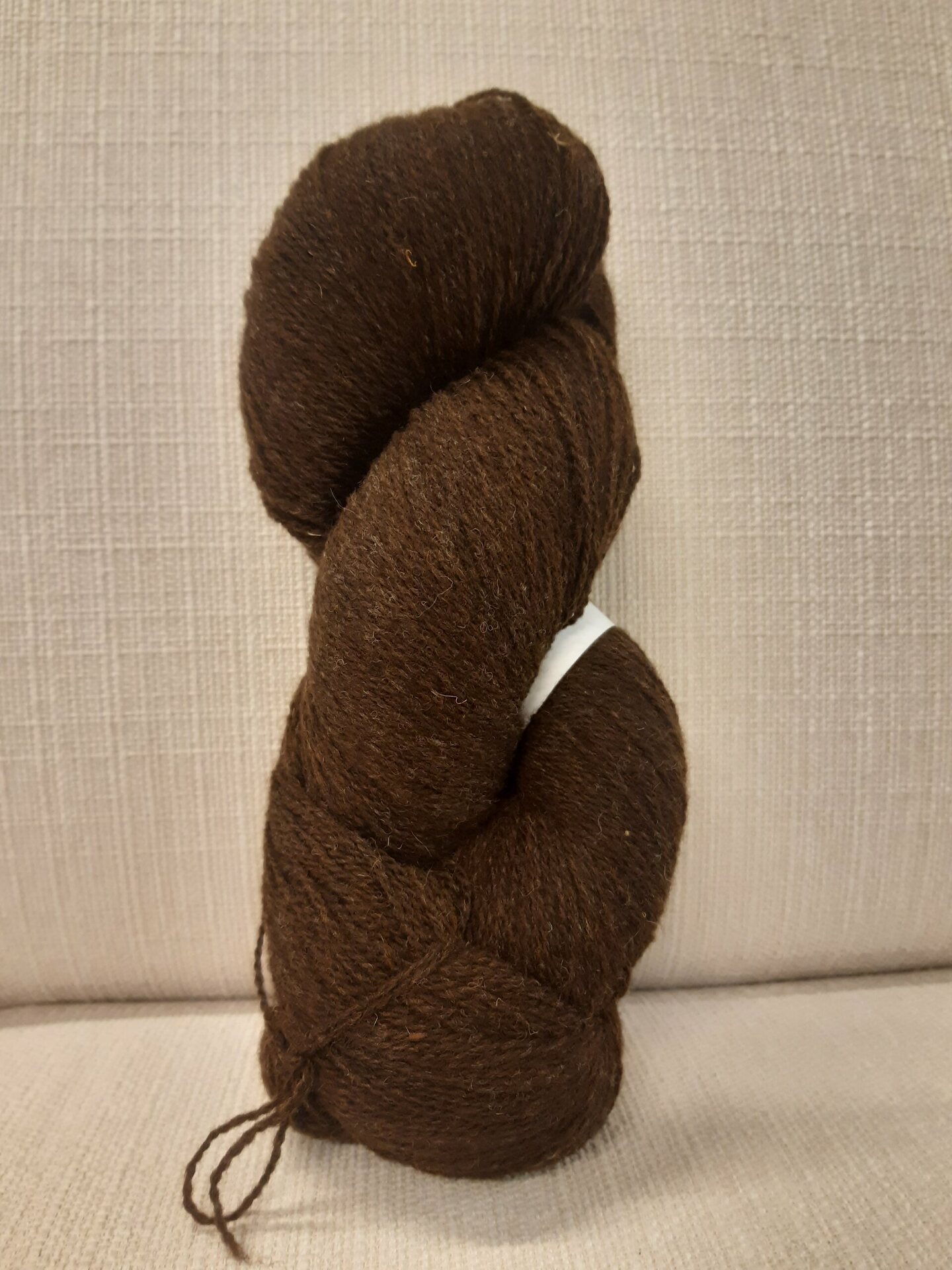 Aade Lõng Vironvilla 8/2 vyyhti yksivärinen Brown n. 260g