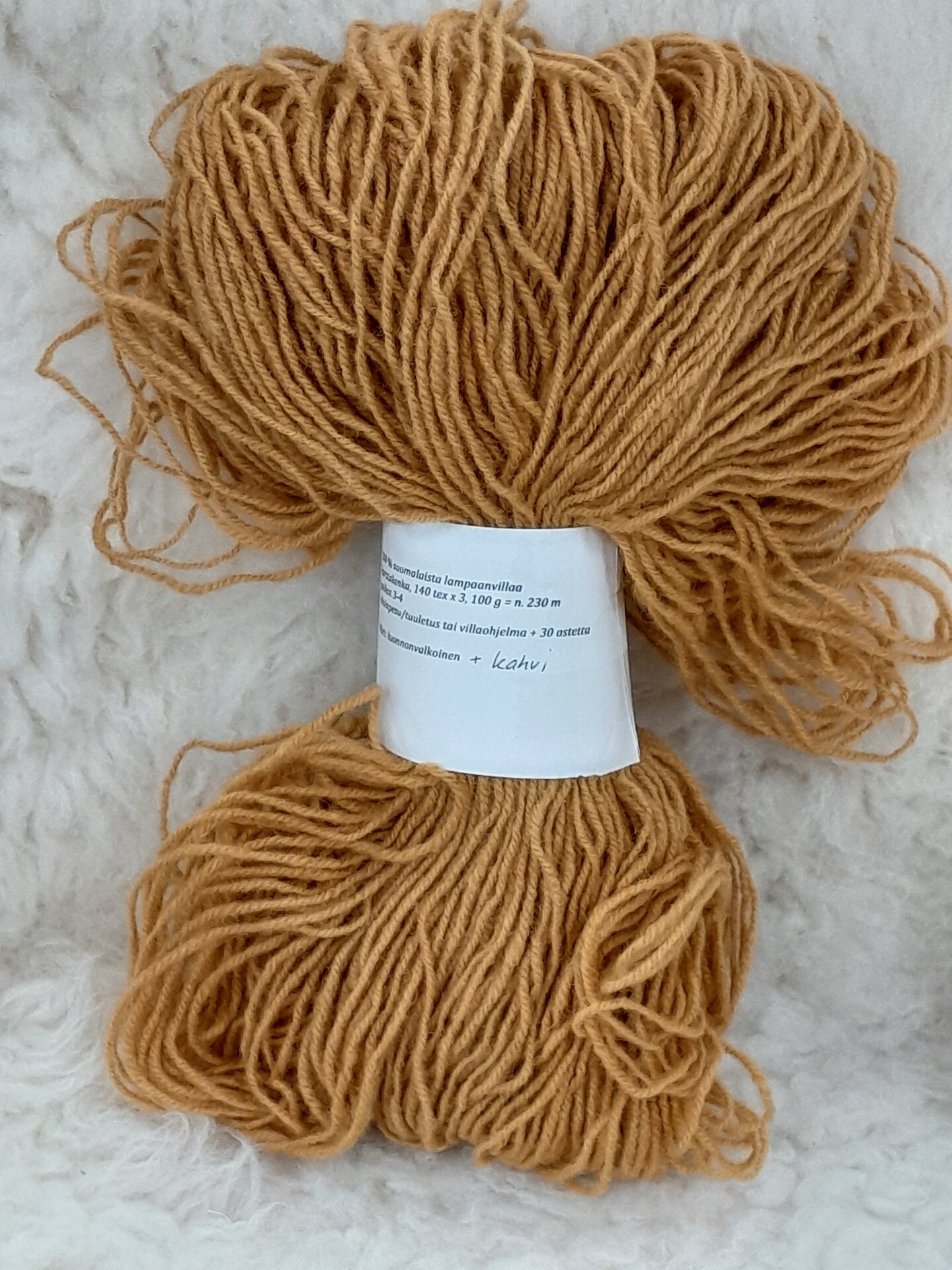 Kasvivärjätty Karstalanka 140x3, 100g n.230m LV+kahvi