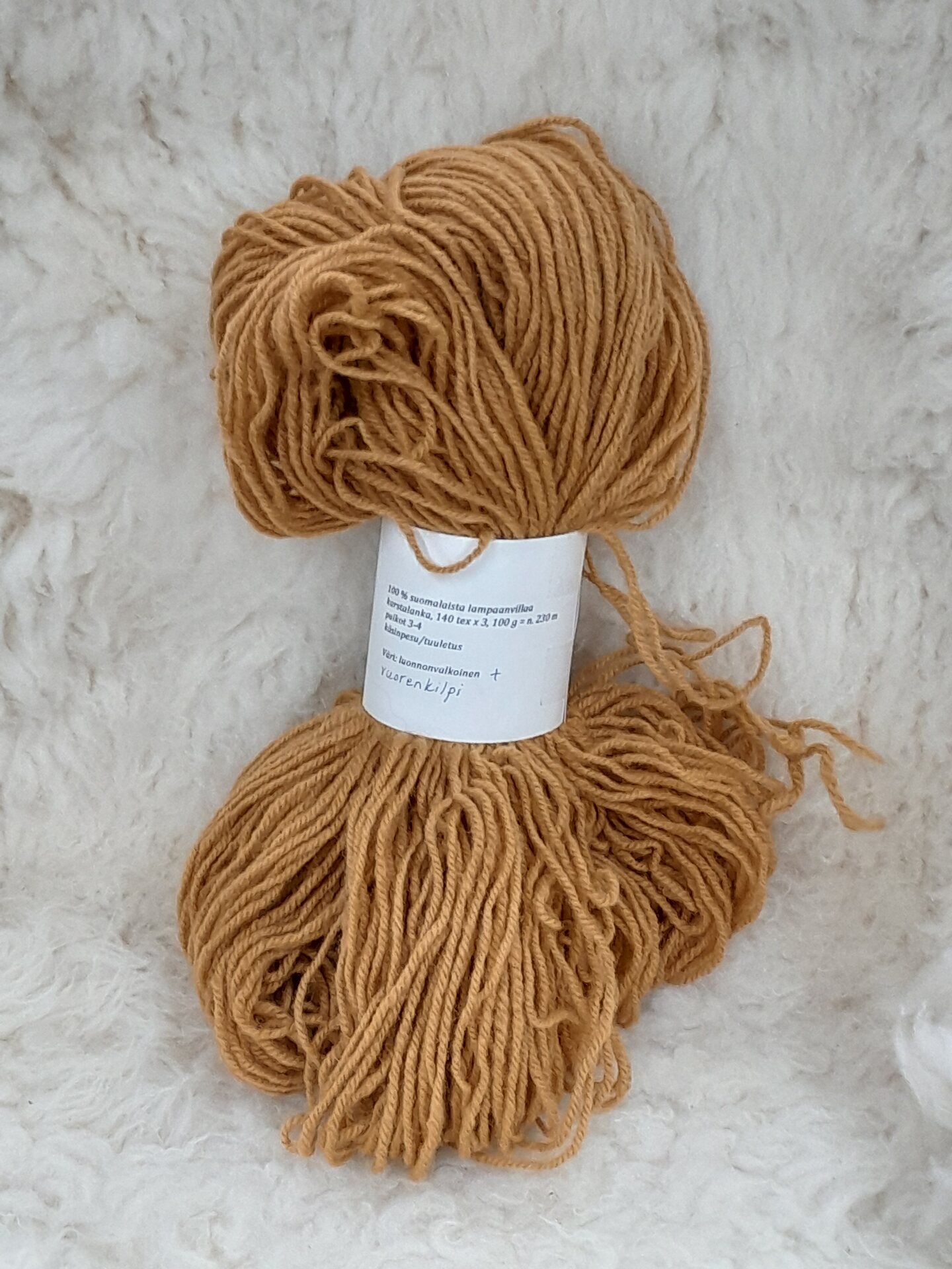 Kasvivärjätty Karstalanka 140x3, 100g n.230m LV+vuorenkilpi