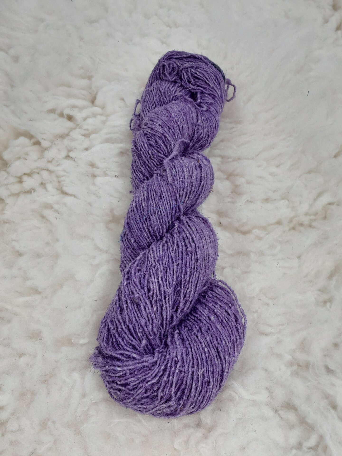 Nokkonen, konekehrätty Vaalea violetti