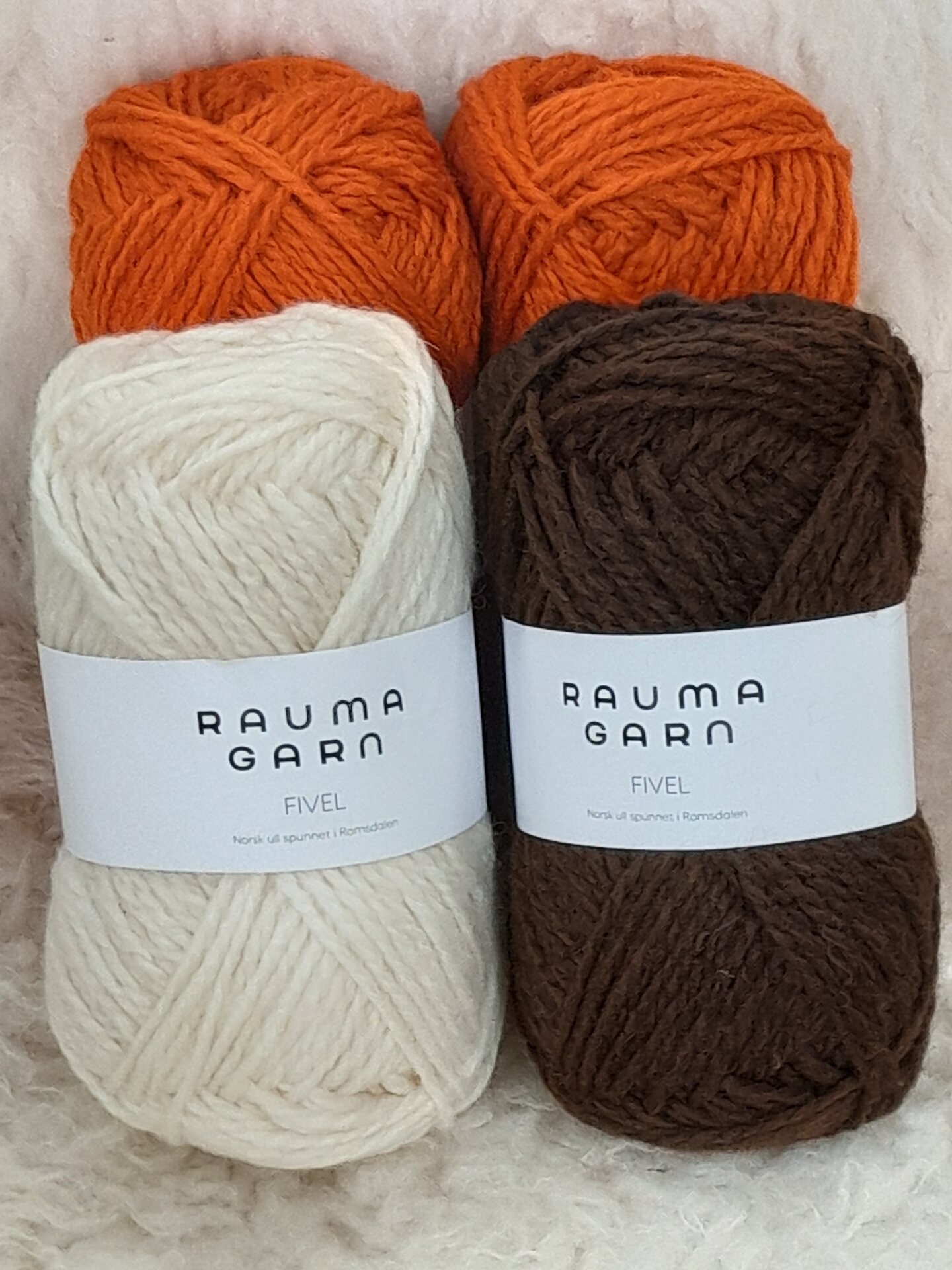 Kotikissa kauratyynyn suojus tekemispaketti Oranssi