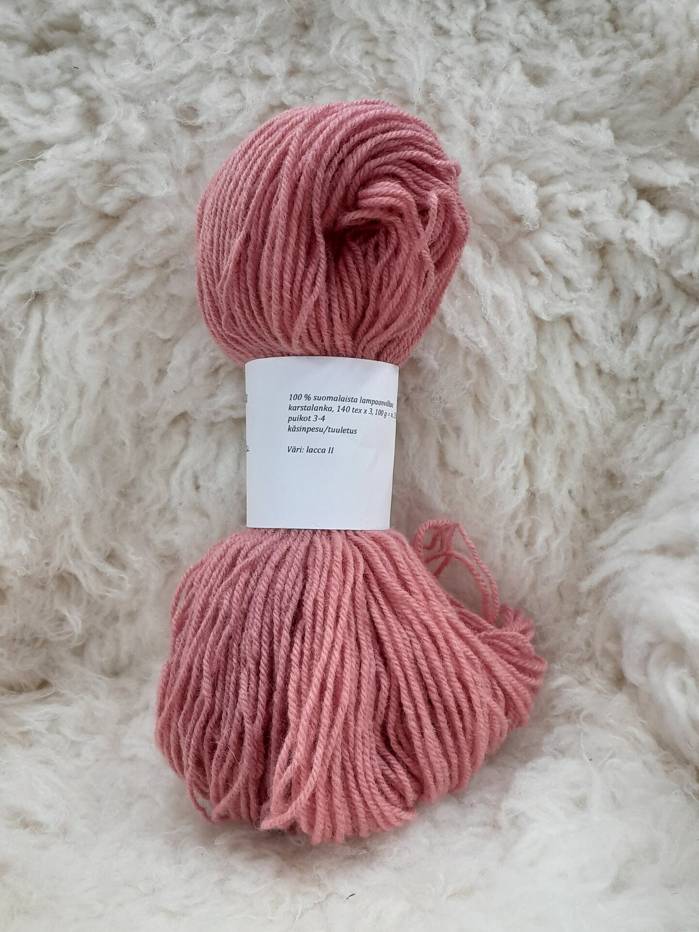 Kasvivärjätty Karstalanka 140x3, 100g n.230m Lacca 2