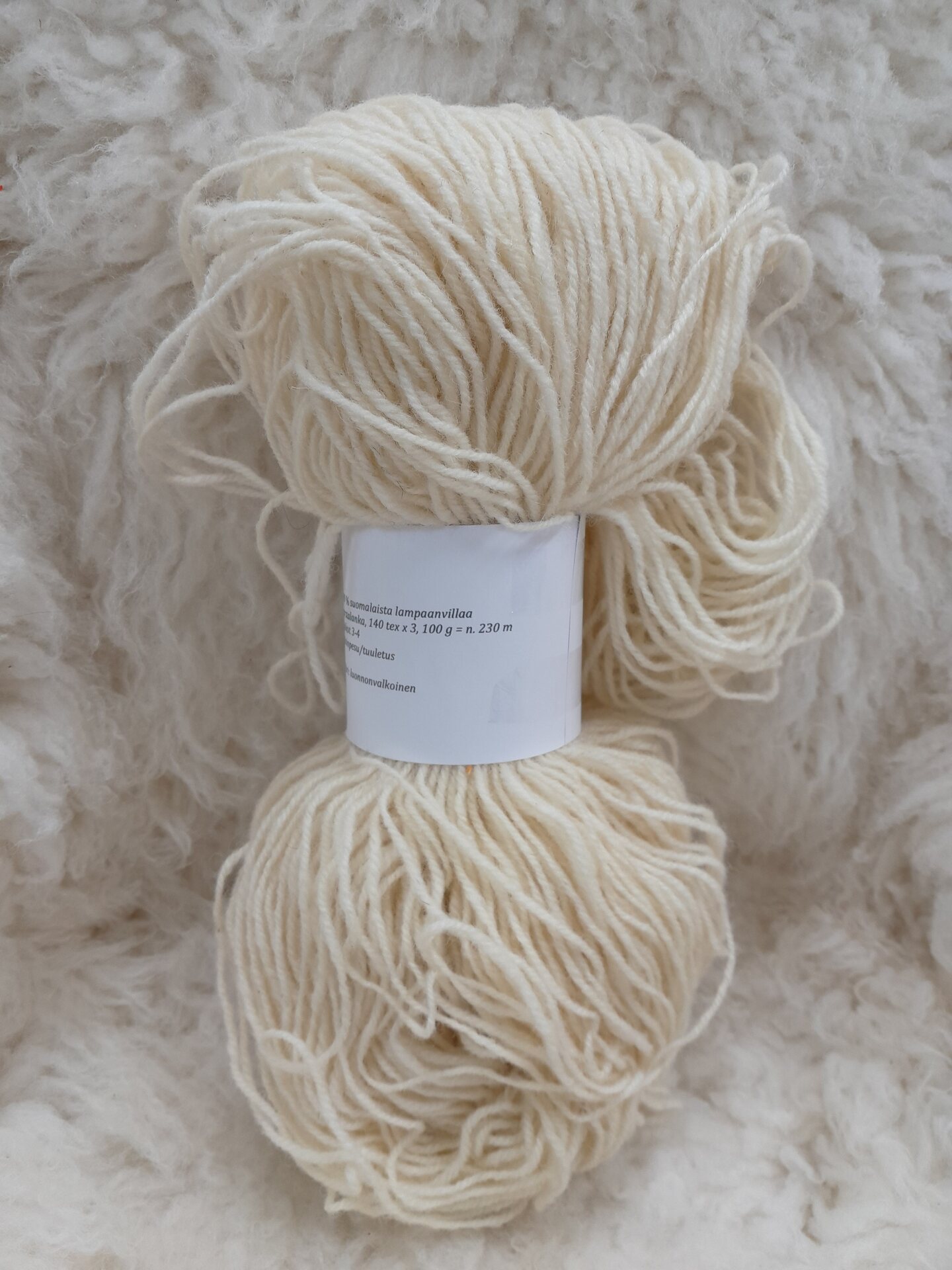 Värjäämätön karstalanka 140X3, 100G N.230M Luonnonvalkoinen