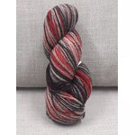 Aade Lõng Vironvilla 8/2 vyyhti monivärinen Red-grey-black n. 240g