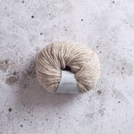 Select NO 5 Botanically Dyed Alpaca Blend 6 nettle leaves