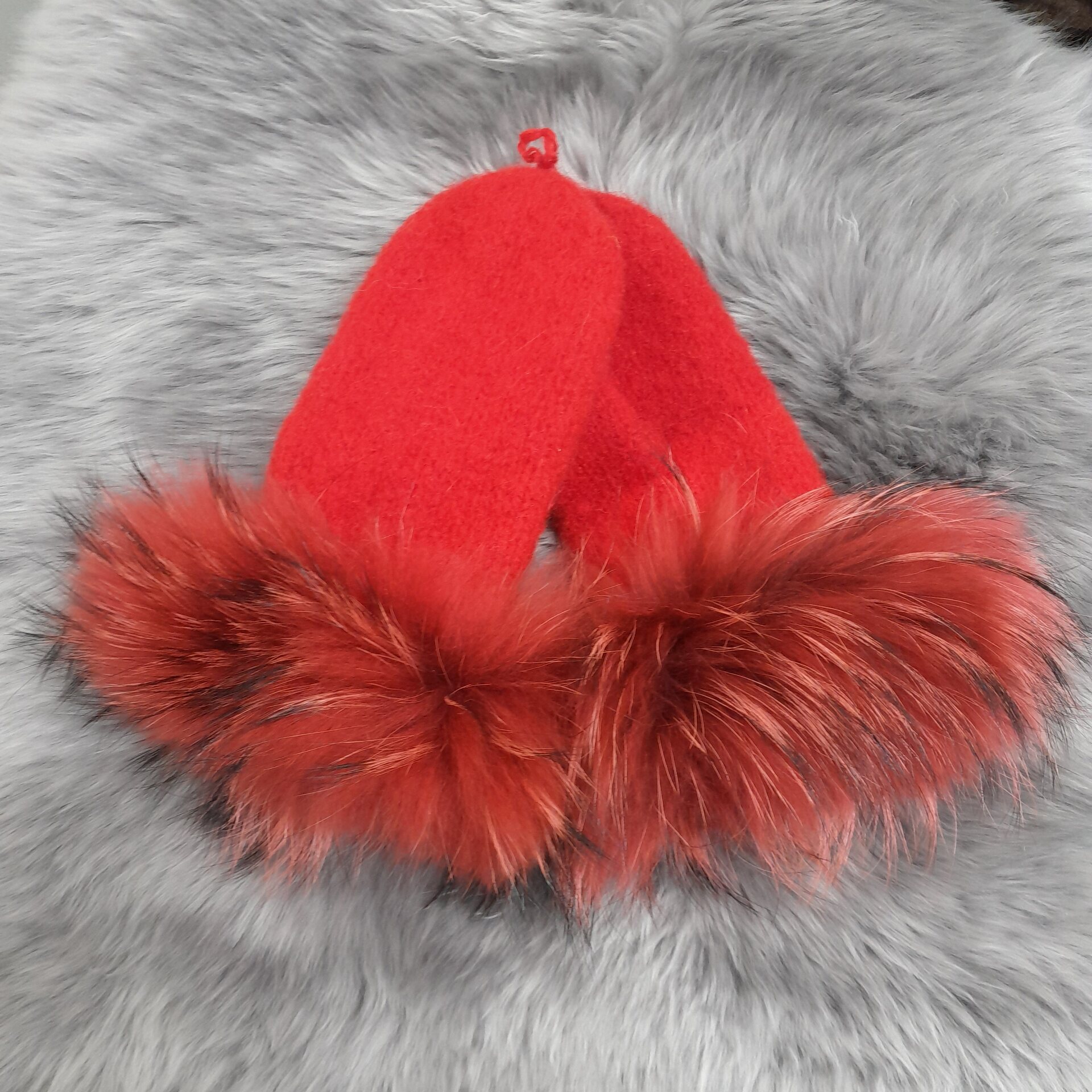 Tuula Tanner Vanutetut vanttuut turkiksella M