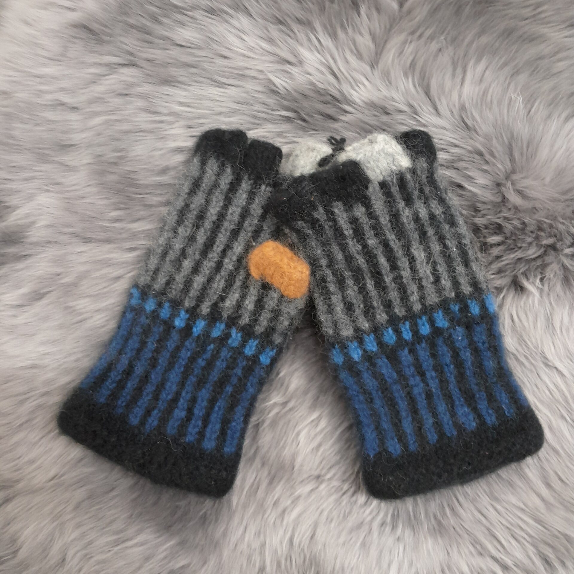 Tuula Tanner Vanutetut kynsikkäät L