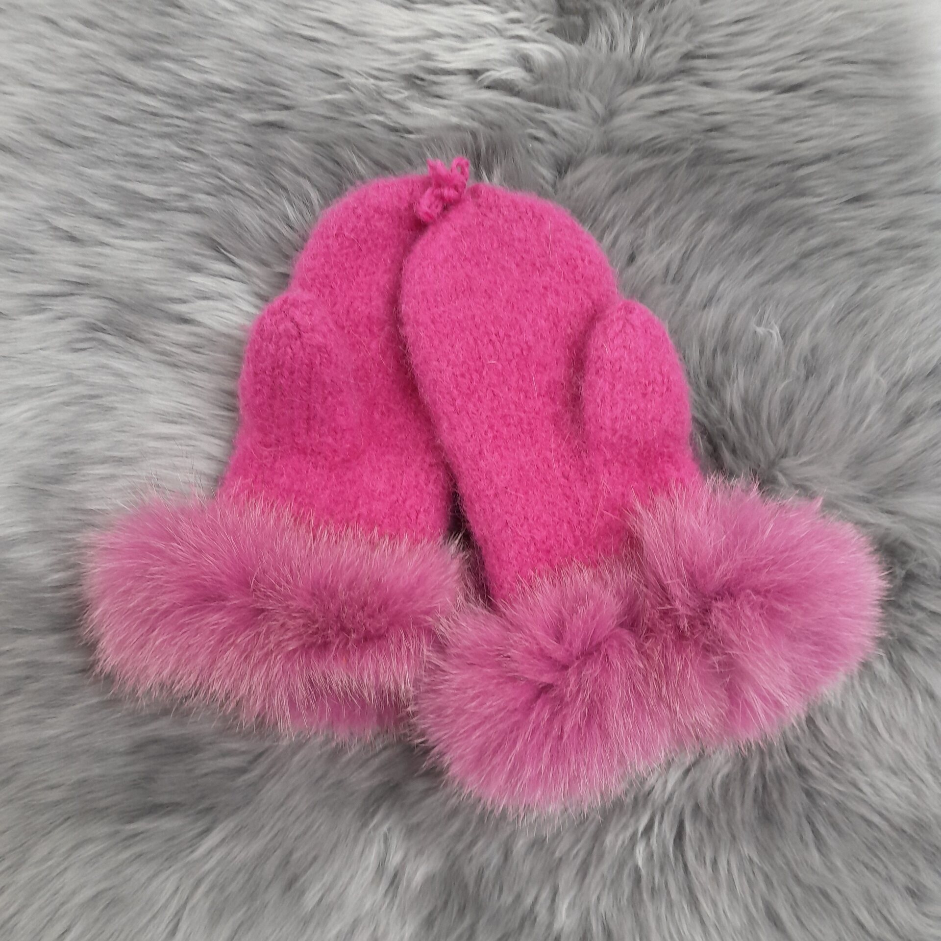 Tuula Tanner Lasten vanutetut vanttuut Pinkki