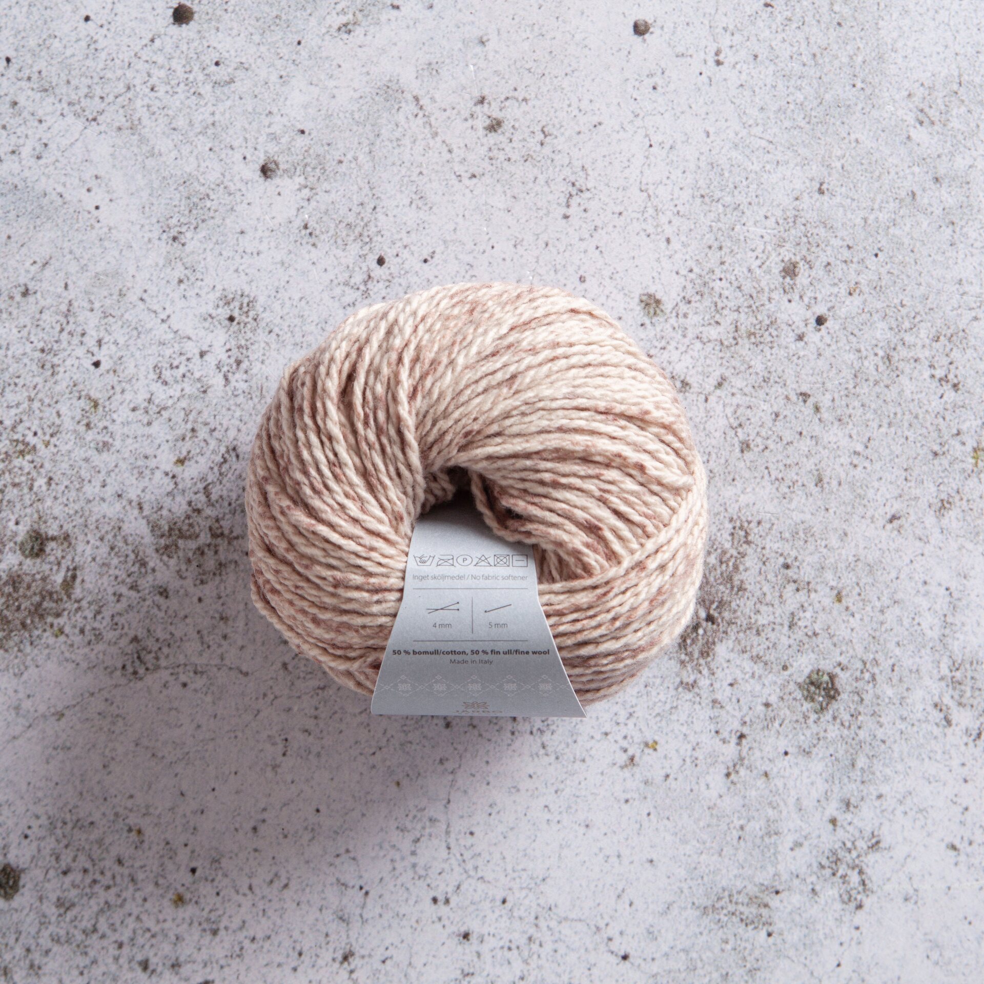 Select NO 4 Botanically Dyed Wool-Cotton 5 ruby beets