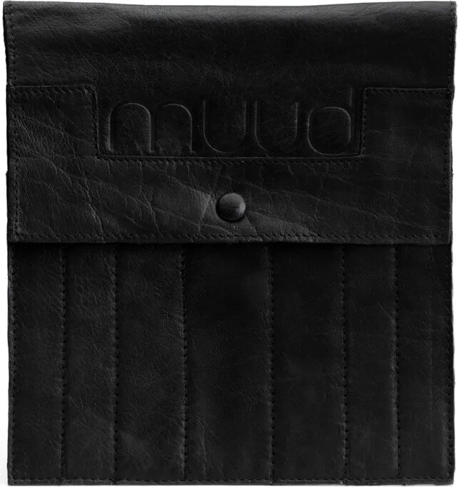 Muud Oslo sukkapuikkokotelo Black