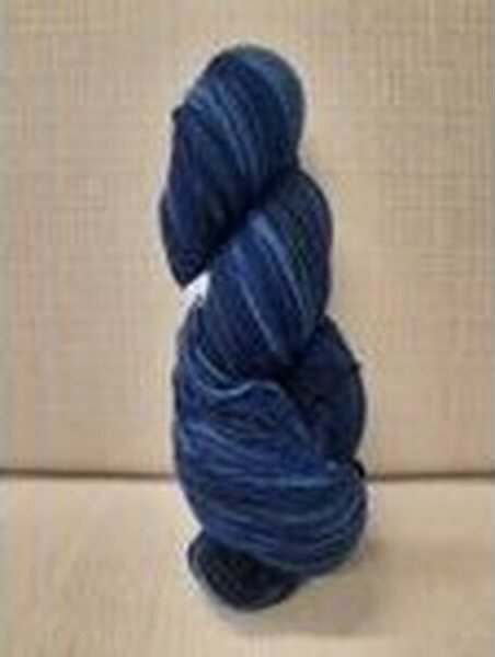 Aade Lõng Vironvilla 8/2 vyyhti monivärinen Dark Blue n. 260g