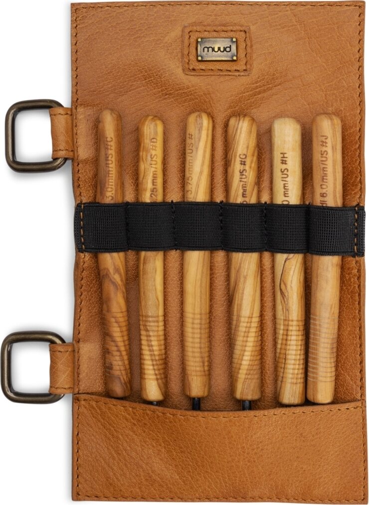 Muud Carita E lisäosa säilytin kuminauhalla Whisky