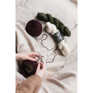 Novita Signature Collection Novita x Laine 4PLY 100 g